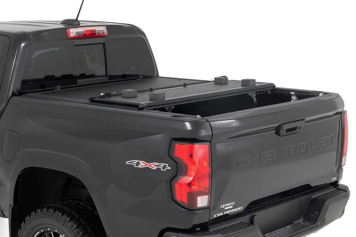 Hard Low Profile Bed Cover | 5" Bed | Chevy/GMC Canyon/Colorado (15-24)