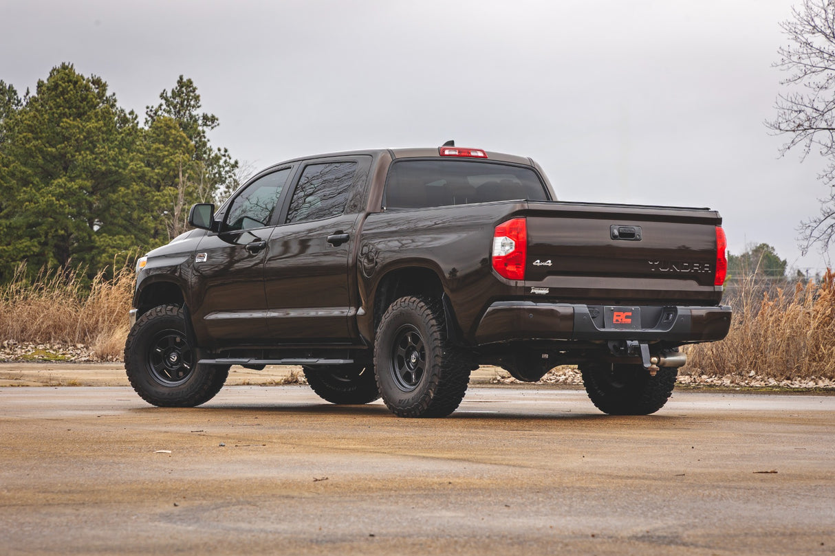 Rough Country TR2 Aluminum Running Boards for Toyota Tundra CrewMax