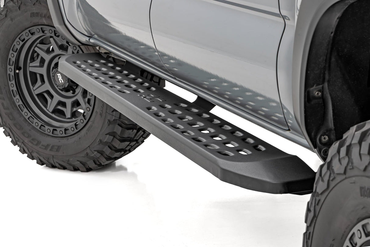 Rough Country RPT2 Running Boards for 2016-2023 Toyota Tacoma