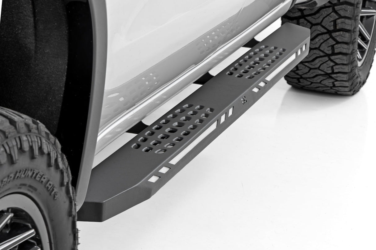 Rough Country AC2 LED Running Boards for Chevy/GMC Crew Cab