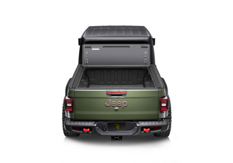 BAK 14-19 GM Silverado/Sierra 1500 & 15-19 2500/3500 6.7ft. Bed BAKFlip MX4 TS