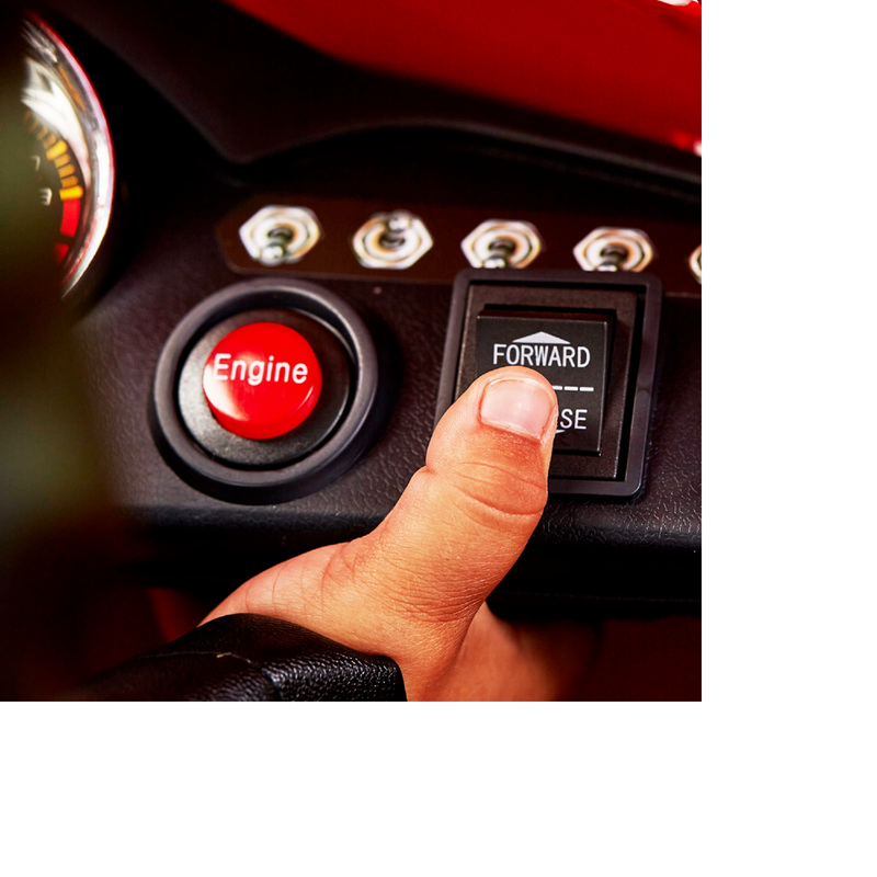 Disney Pixar Cars 3 Lightning McQueen 6V Battery-Powered Racing Car by Huffy