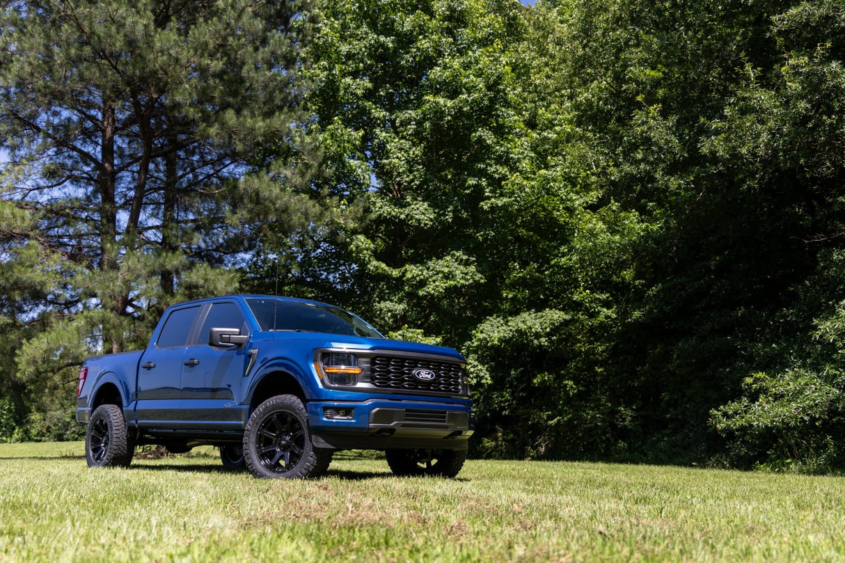 Rough Country 3 Inch Lift Kit Forged UCA Ford F-150 2WD