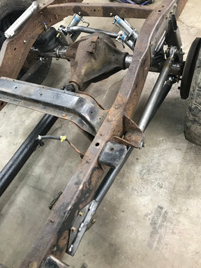 72-93 Dodge Rear Air Suspension Kit (stock Dana 70 axle) Far From Stock