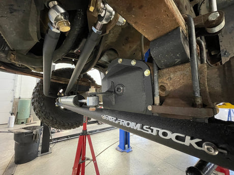 99-04 Ford Super Duty Steering Kit Far From Stock