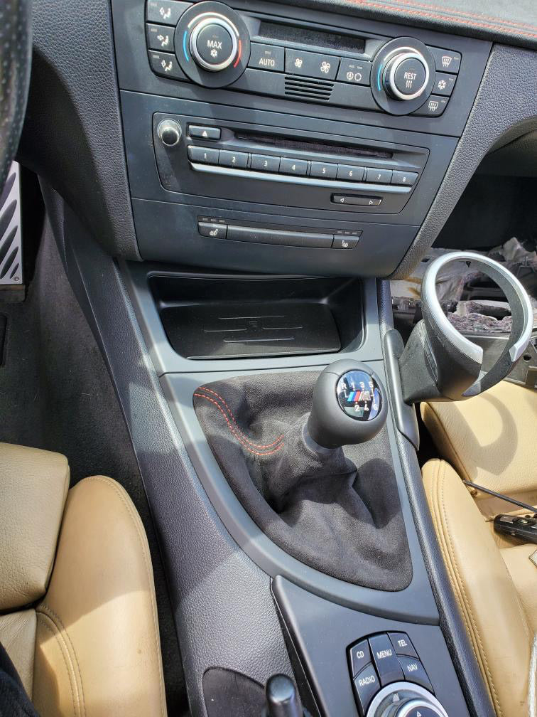 BMW E8X 1 SERIES Wireless Charger INDUKTIV