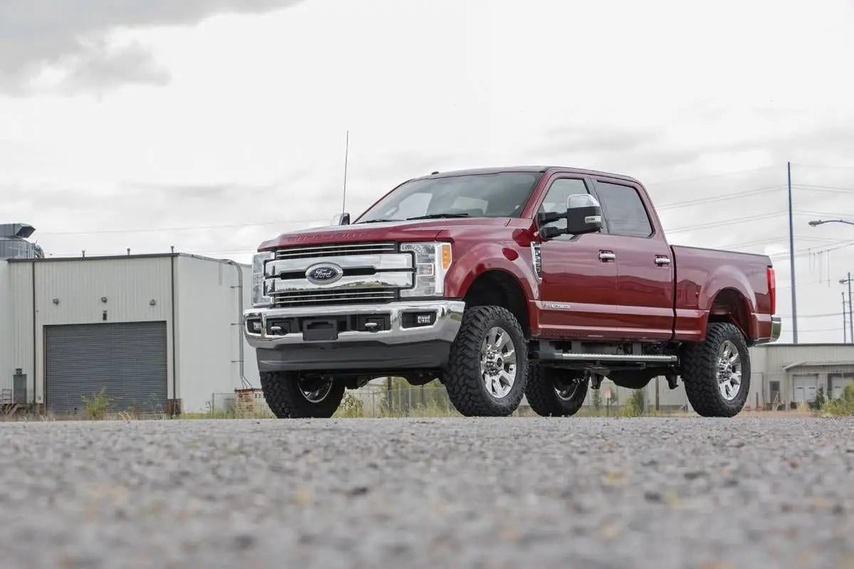 Rough Country 3 Inch Suspension Lift Kit Ford F-250 Super Duty 4WD 2017-2022 50220-config