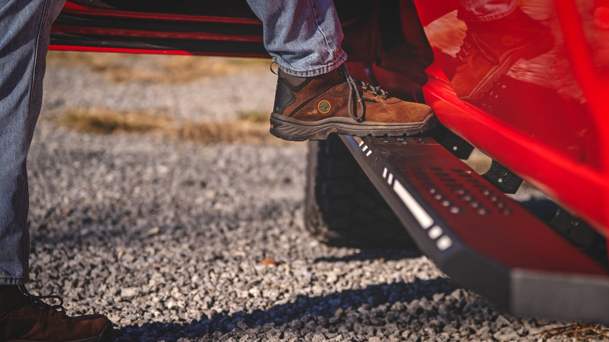 Rough Country AC2 LED Running Boards for Chevy/GMC Crew Cab