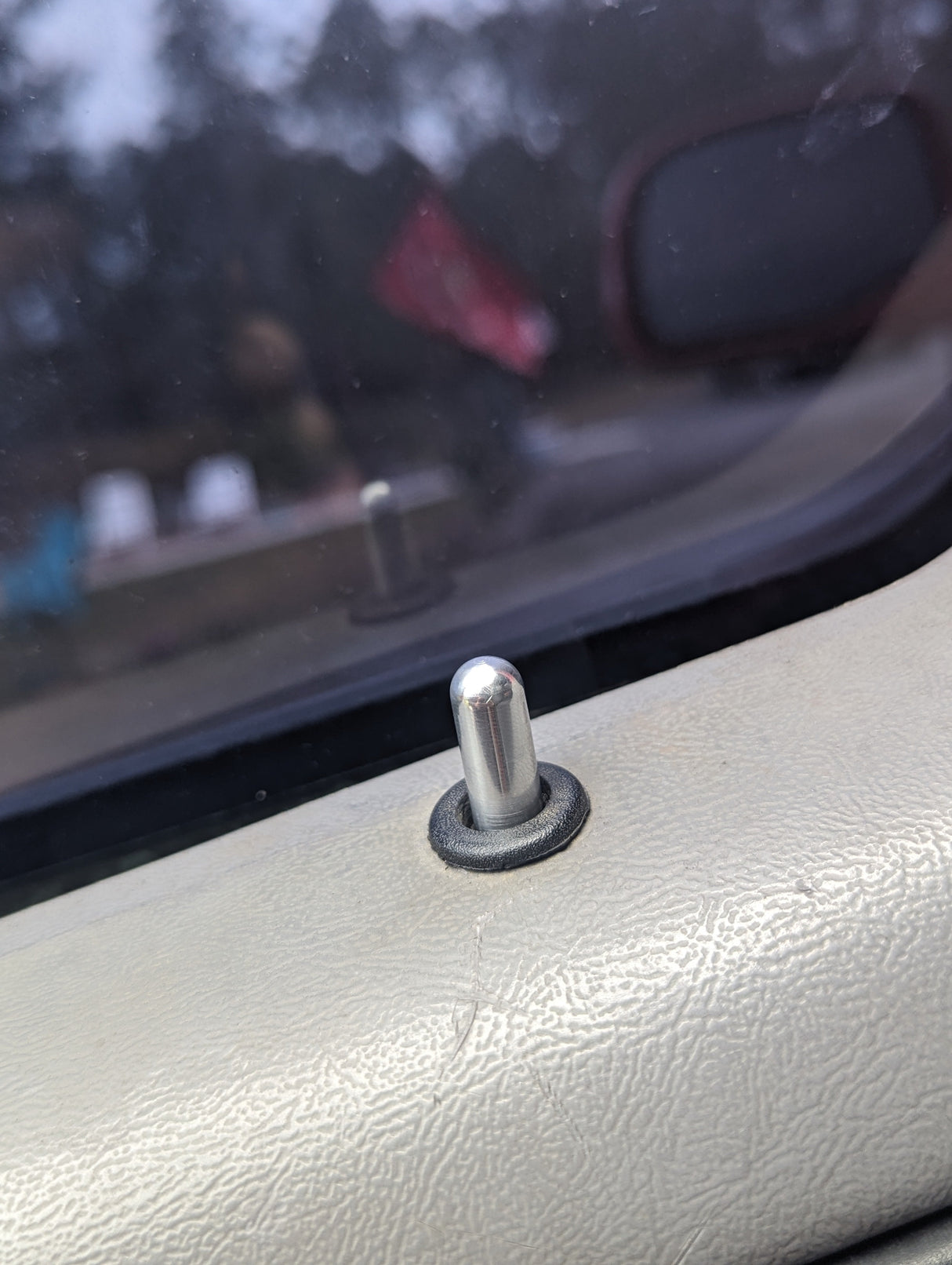 Diesels and Dirtbags Door Locks Knobs - 1980-1997 Ford F-Series & Bronco Diesels and Dirtbags