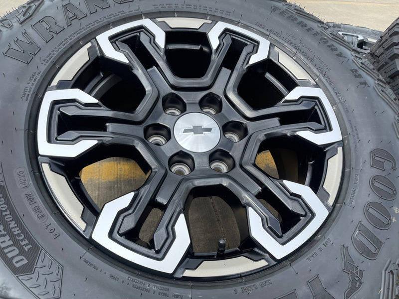 18" Chevy Silverado ZR2 Tahoe TRAIL BOSS Sierra OEM 95415 wheels rims tires NEW Texas Truck Tire