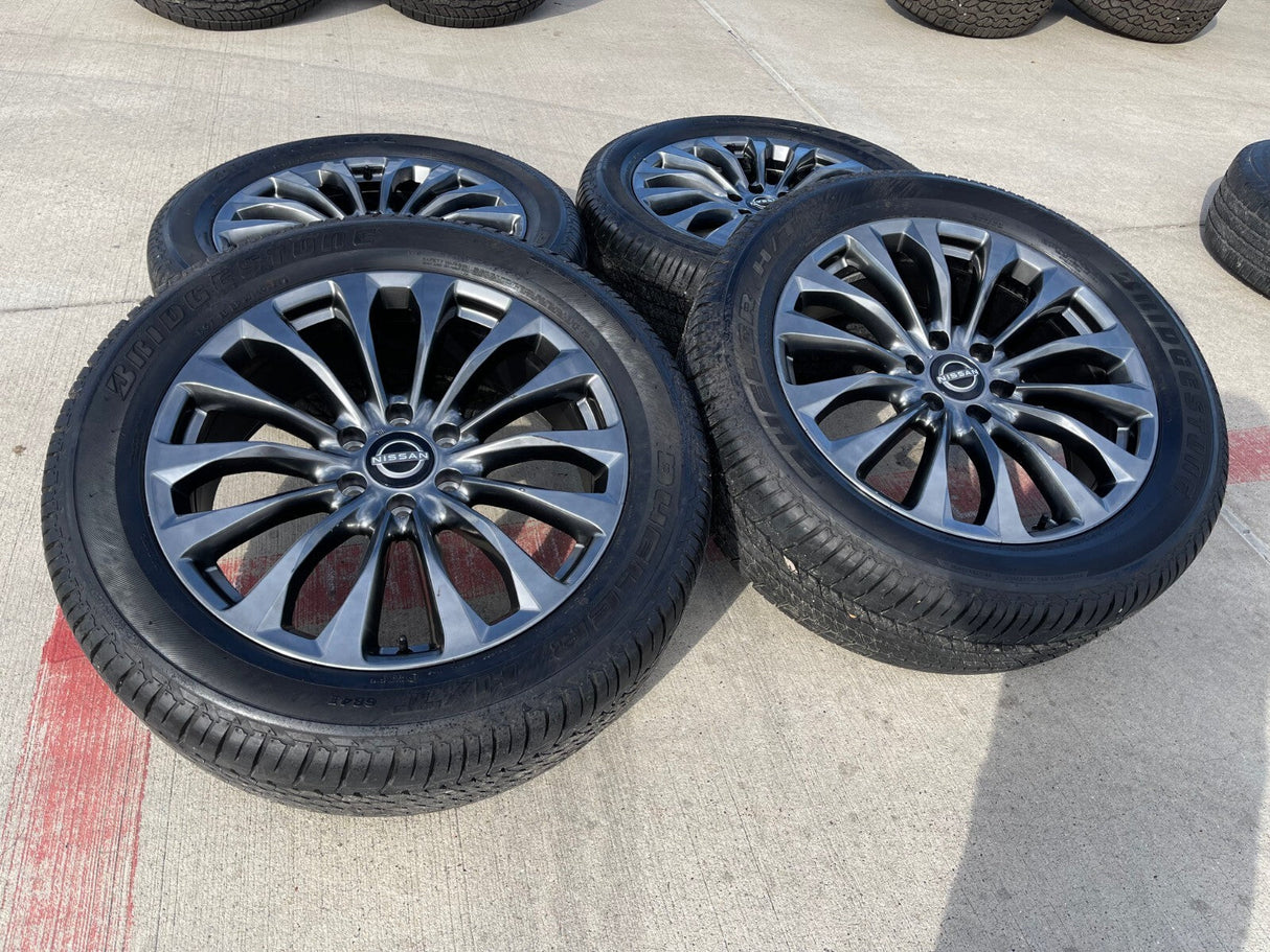 22" Infiniti QX80 QX56 Nissan Titan OEM wheels rims 62799 73770 tires Texas Truck Tire