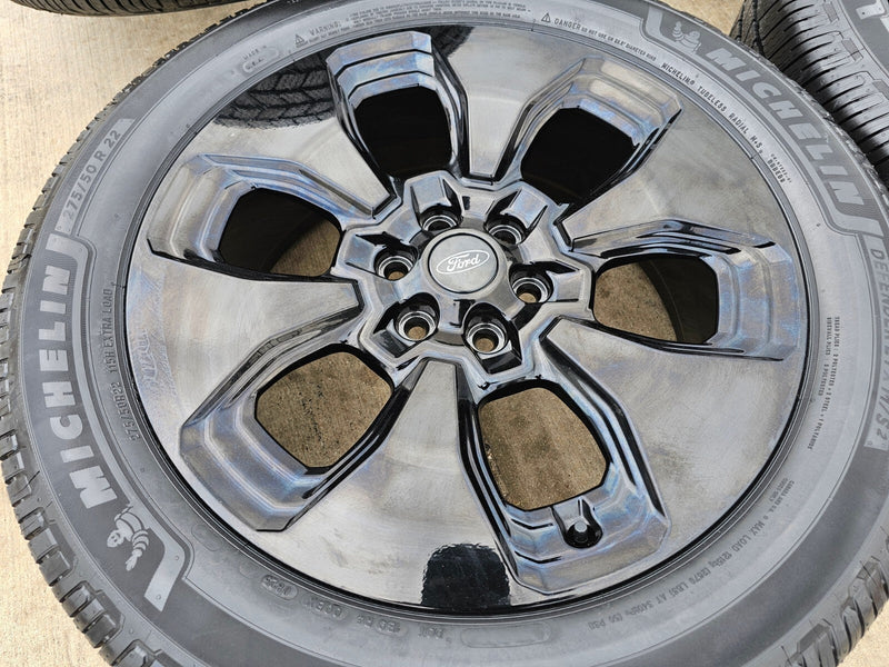 22" Ford F-150 Expedition LIMITED OEM rims wheels 10472 tires MICHELIN NEW 2026 Texas Truck Tire