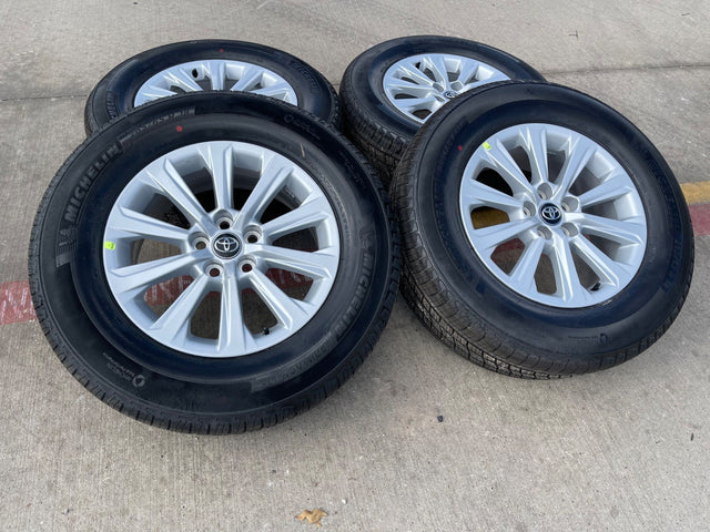 18" Toyota Grand Highlander OEM 10525 wheels rims tires Lexus TX350 NEW MICHELIN Texas Truck Tire