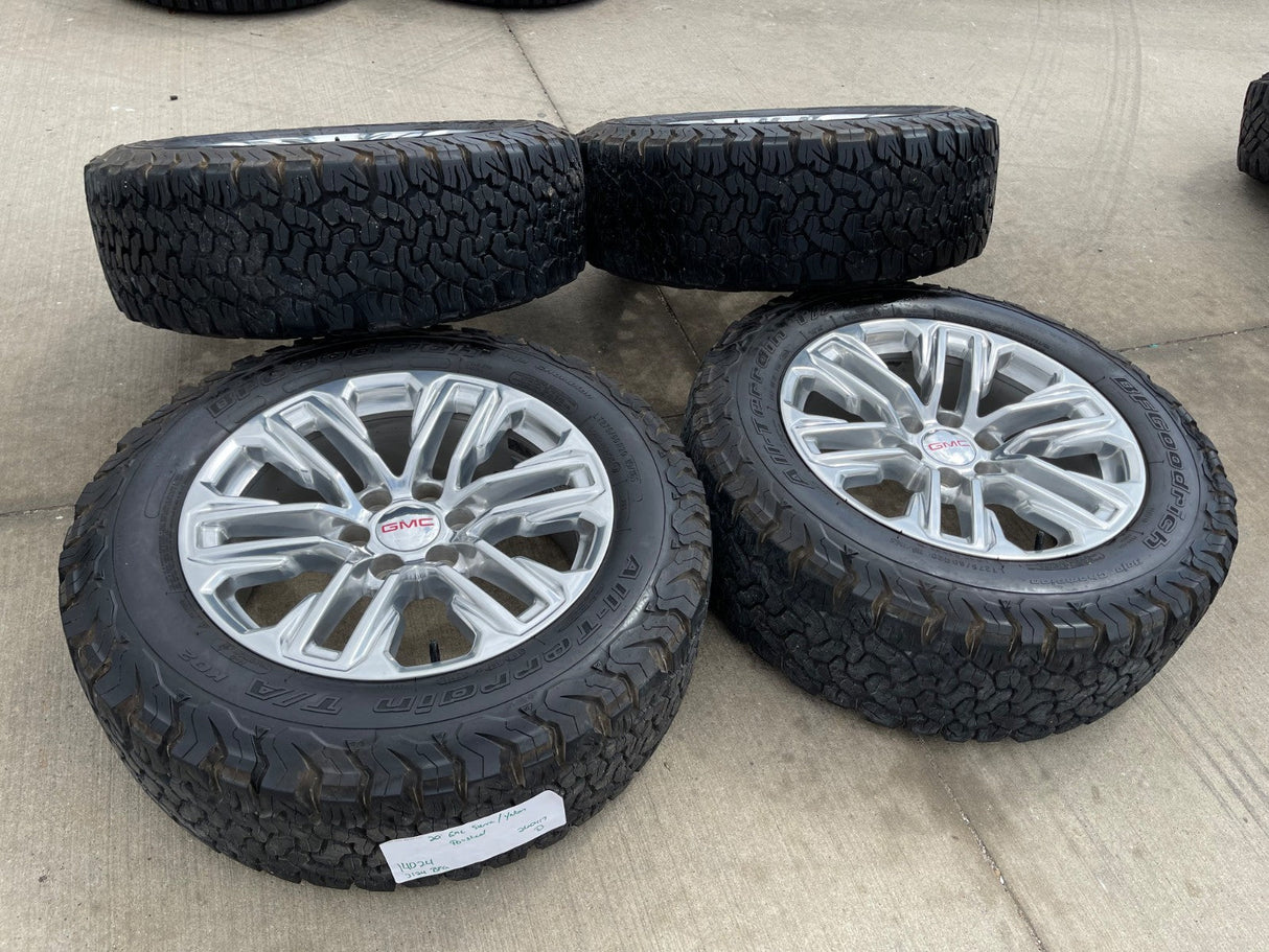 20" GMC Yukon Sierra Tahoe Silverado OEM 2120 14024 wheels rims BFG KO2 A/T 33" Texas Truck Tire