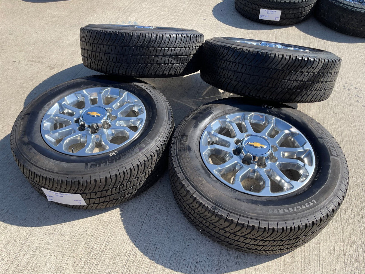 20" Chevy Silverado HIGH COUNTRY GMC Sierra AT4 2500 3500 OEM 95685 wheels rims Texas Truck Tire