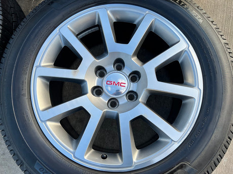 20" GMC Sierra Yukon DENALI OEM wheels rims 5699 5644 MICHELIN DEFENDER LTX M/S2 Texas Truck Tire