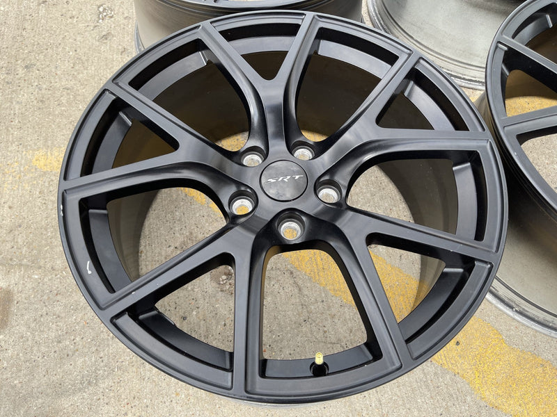 20" 20x10 Jeep Grand Cherokee SRT Trackhawk SRT8 OEM 9173 black wheels rims Texas Truck Tire