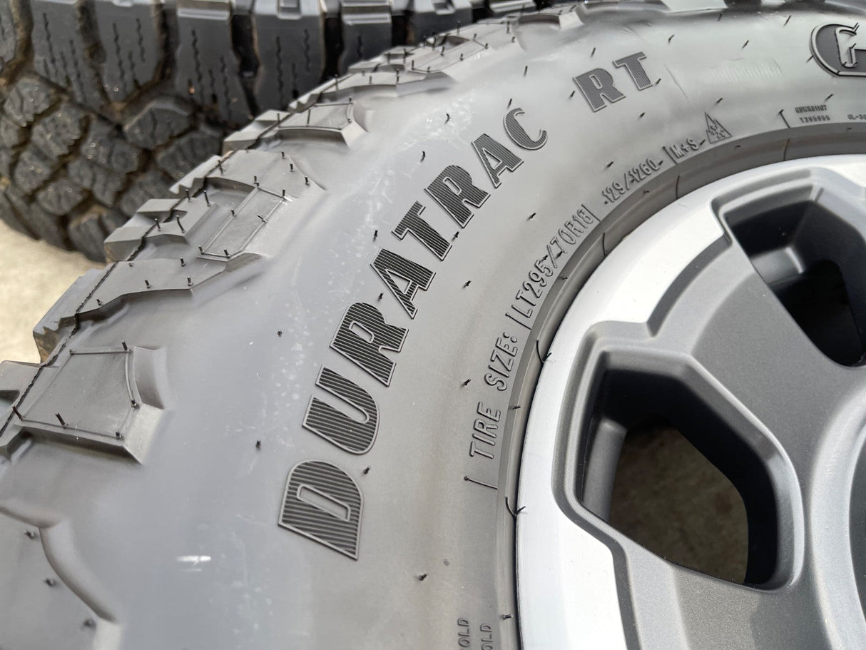 18" Ford F-250 F-350 OEM TREMOR rims wheels 10482 tires 35" DURATRAC R/T Texas Truck Tire