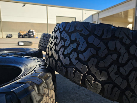 (4) 255/70/18 BFG KO2 A/T tires F-150 Sierra Tahoe Silverado NEW TAKE OFFS NEW Texas Truck Tire