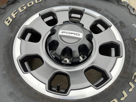 18" Ford F-250 F-350 OEM TREMOR rims wheels 10482 BFG KO2 KO3 A/T 35" Texas Truck Tire