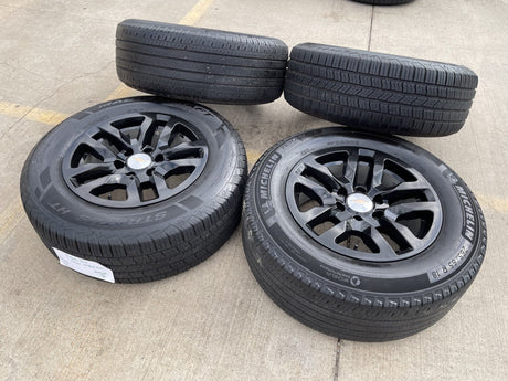 18" Chevy Silverado Suburban Tahoe OEM 5912 wheels rims GMC Yukon DISCOUNTED Texas Truck Tire