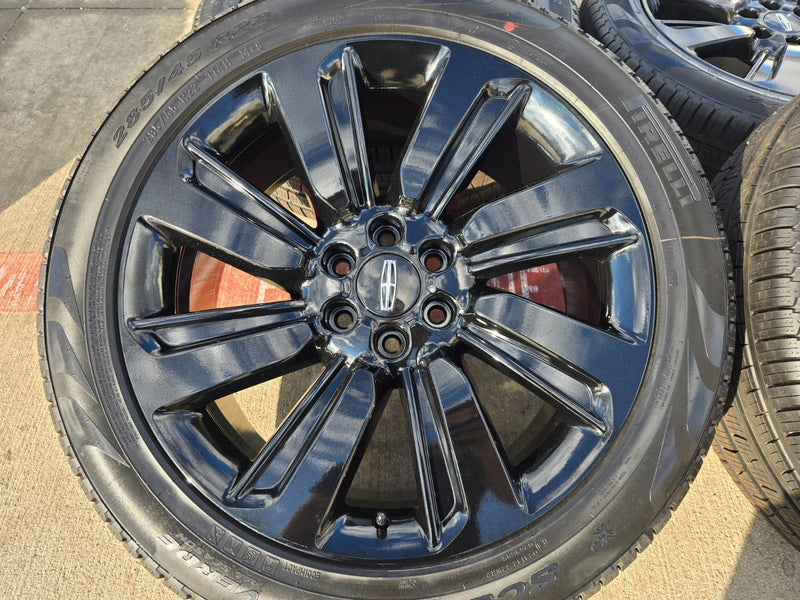 22" Lincoln Navigator OEM rims wheels Black Label 95384 10496 tires PIRELLI NEW Texas Truck Tire