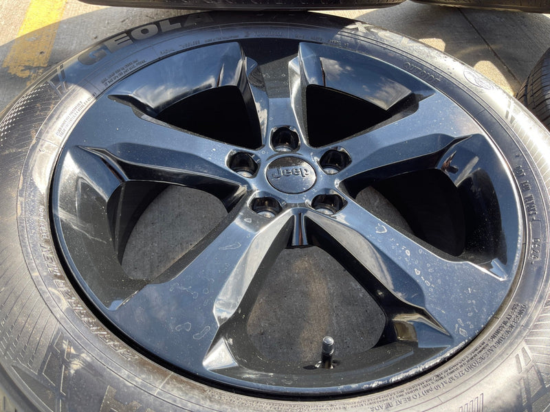 20" Jeep Grand Cherokee L OEM black wheels rims 9287 95199 tires Texas Truck Tire