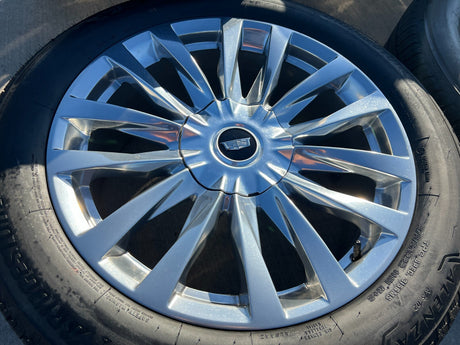 22" Cadillac Escalade Platinum OEM wheels rims 95026 tires NEW Texas Truck Tire
