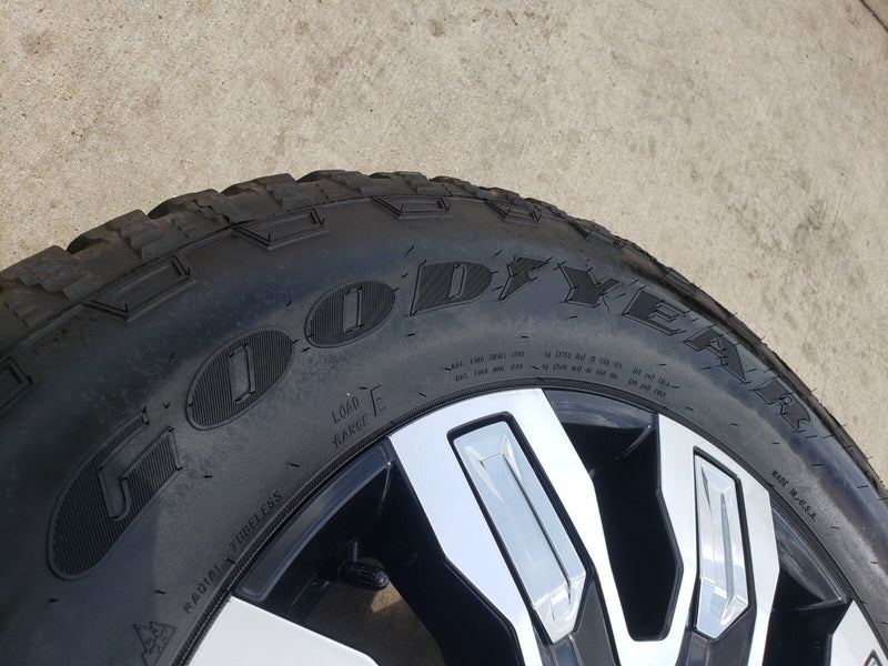 20" GMC Sierra 2500 3500 OEM wheels rims 5958 14138 Chevy Silverado tires Texas Truck Tire