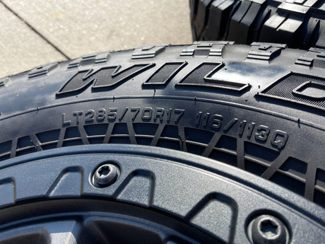 17" Jeep Wrangler 392 Gladiator Rubicon OEM 9304 95240 BEADLOCK wheels rims Texas Truck Tire