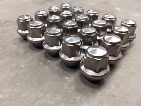 (20) 14x1.5 OEM Ford lug nuts polished Mustang OE 2015-2026 Texas Truck Tire