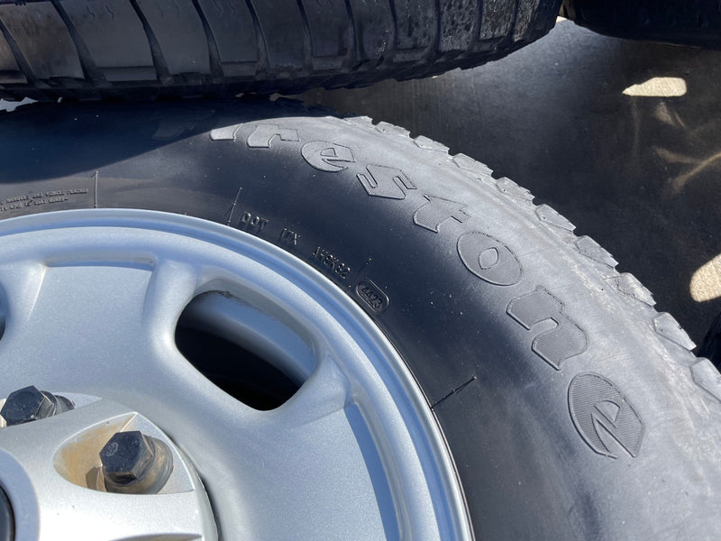 17" Chevy Silverado GMC Sierra 2500 OEM 8095 wheels rims FIRESTONE TRANSFORCE AT Texas Truck Tire