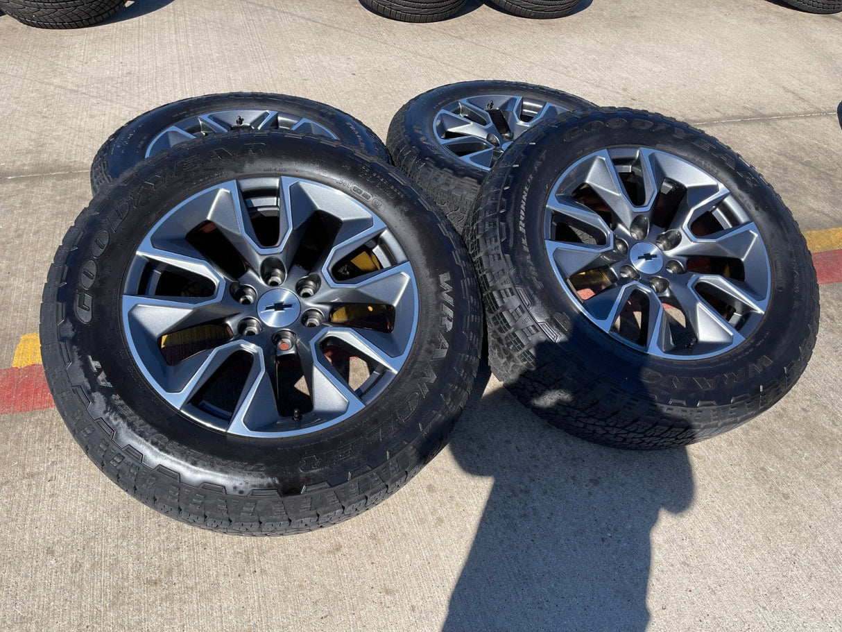20" Chevy Silverado 1500 Tahoe Suburban OEM 5915 5916 wheels rims GOODYEAR Texas Truck Tire