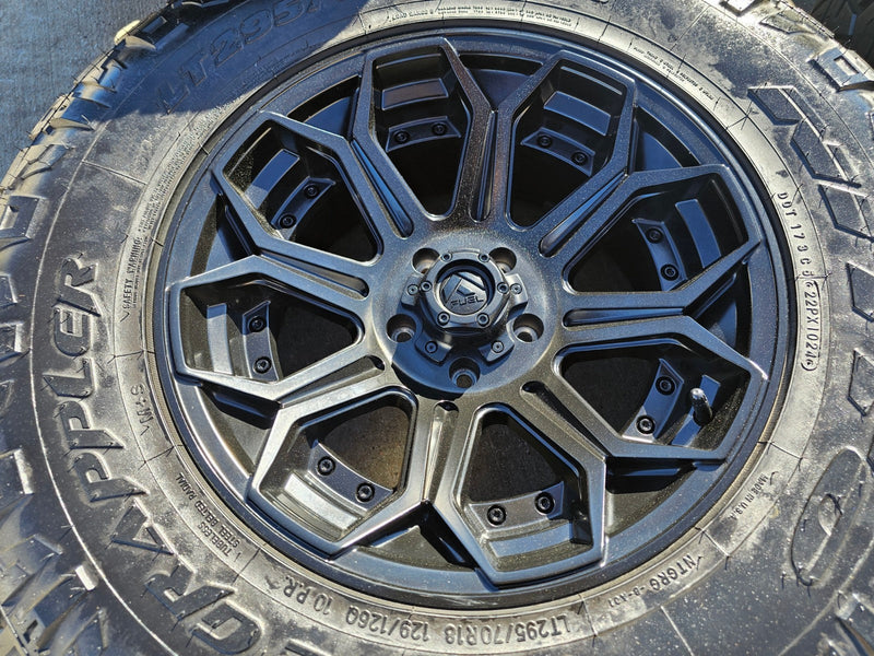 18x9 Fuel Siege D706 Jeep Sequoia black wheels rims -12 NITRO Texas Truck Tire