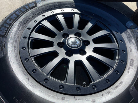 (5) 18" INEOS Grenadier OEM Black wheels rims tires beadlock 2024 2025 2026 NEW Texas Truck Tire