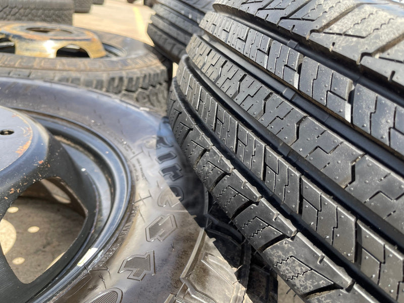 17" Dodge Ram 3500 Dually Laramie 8x200 wheels rims 2701 2702 OEM FIRESTONE Texas Truck Tire