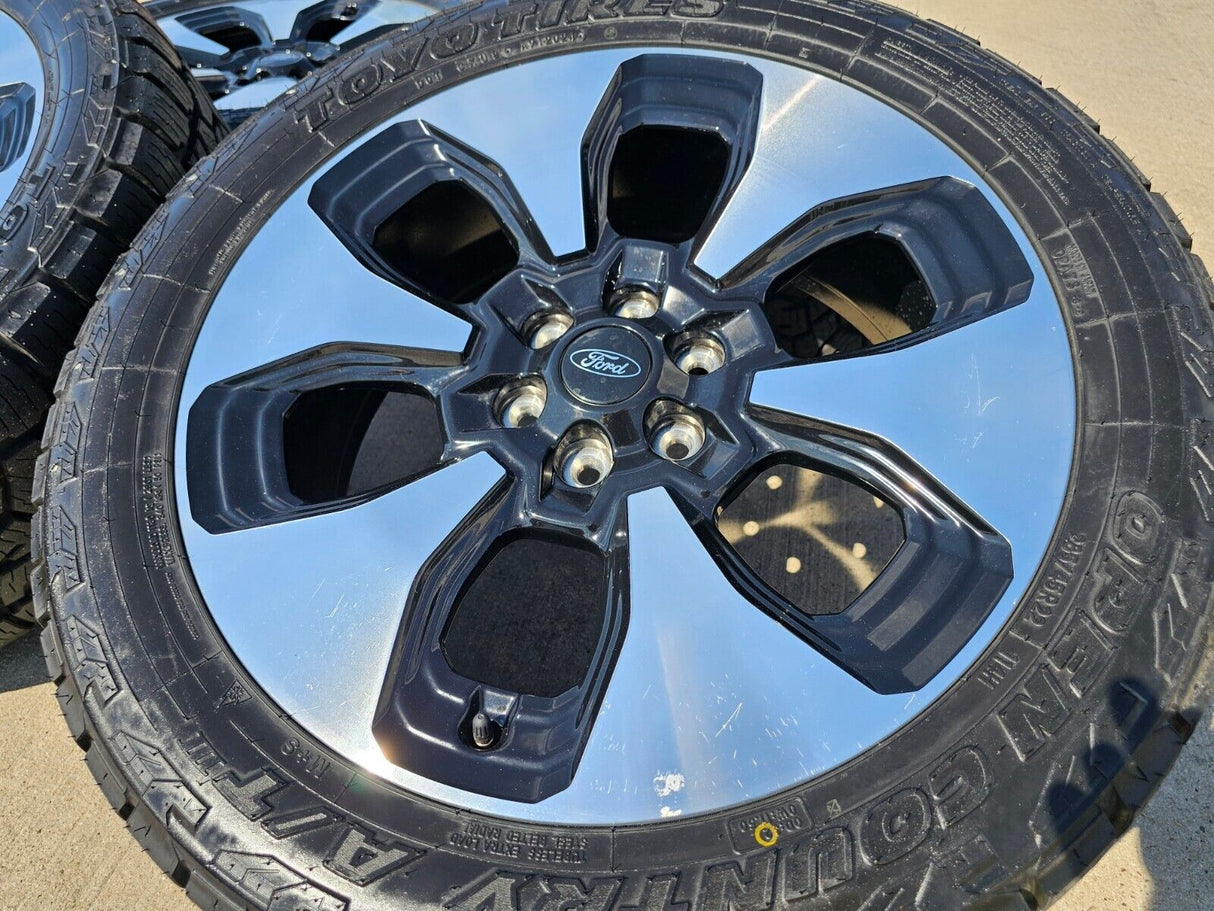 22" Ford F-150 Lightning LIMITED OEM rims wheels 10472 Expedition TOYO A/T Texas Truck Tire