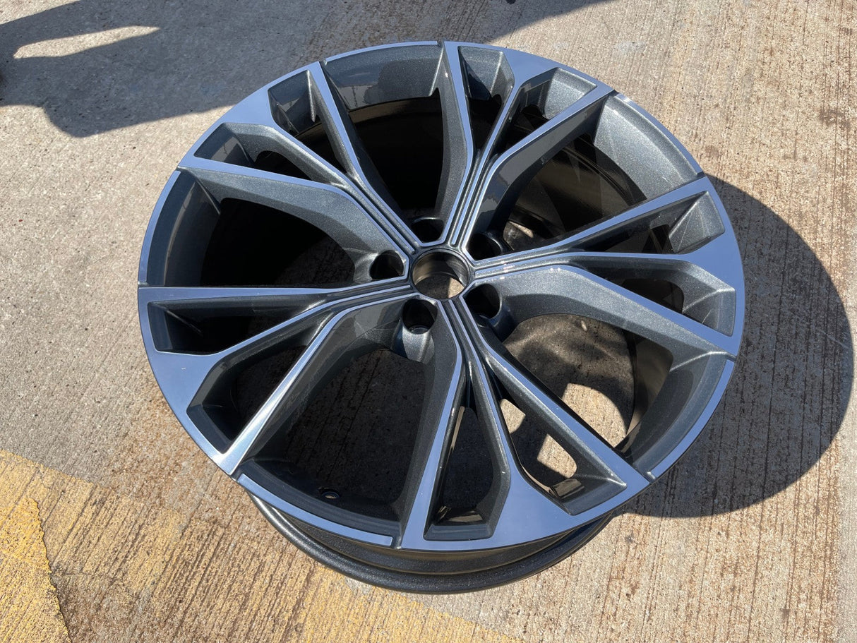 21" 21x10 Audi Q8 OEM 59102 wheel rim Q7 4M8601025S 2021 2022 2023 2024 2025 Texas Truck Tire