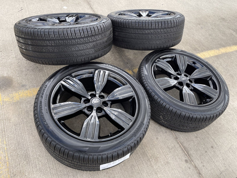 22" Ford F-150 LIMITED OEM rims wheels 10442 Expedition PIRELLI NEW Texas Truck Tire