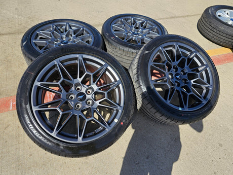 19" Ford Mustang GT Track Pack OEM 10600 10603 wheels rims 2025 2026 TPMS NEW Texas Truck Tire