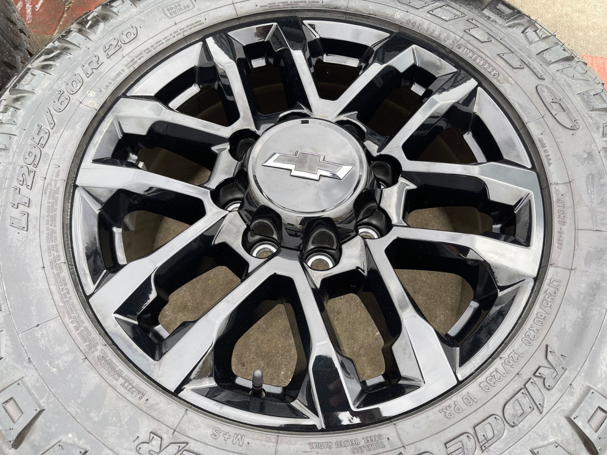 20" Chevy Silverado Trail Boss GMC AT4 2500 OEM 94030 wheels rims NIRTO 34" Texas Truck Tire