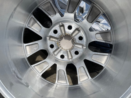 20" Chevy Tahoe Silverado LTZ 5920 OEM wheels rims Yukon 2025 2026 PIRELLI NEW Texas Truck Tire