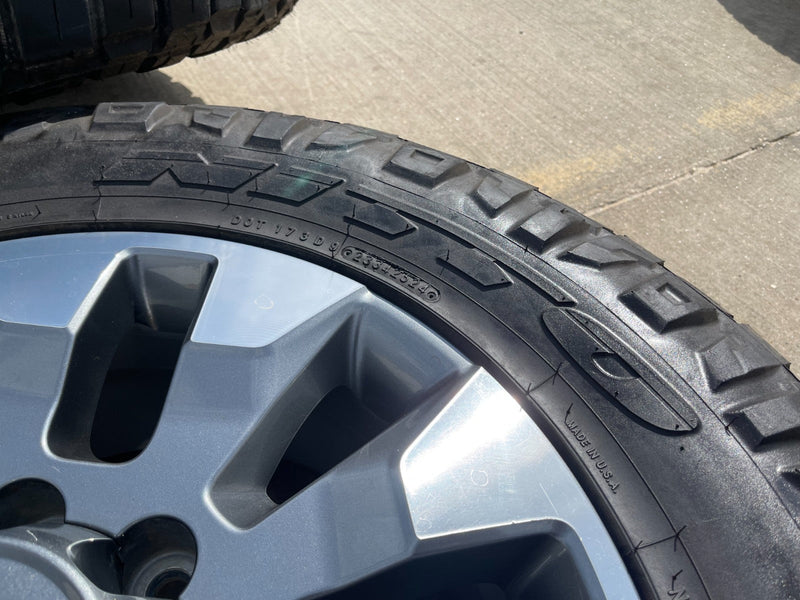 20" Chevy Silverado GMC Sierra AT4 2500 3500 OEM 5960 5947 wheels rims NITRO 35" Texas Truck Tire
