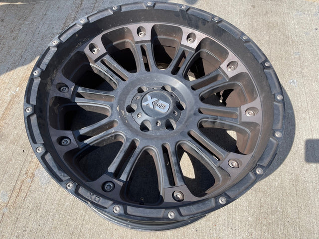 (1) 22x10 22" XD 829 Ford F-150 Expedition rim wheel -18 6x135 Texas Truck Tire