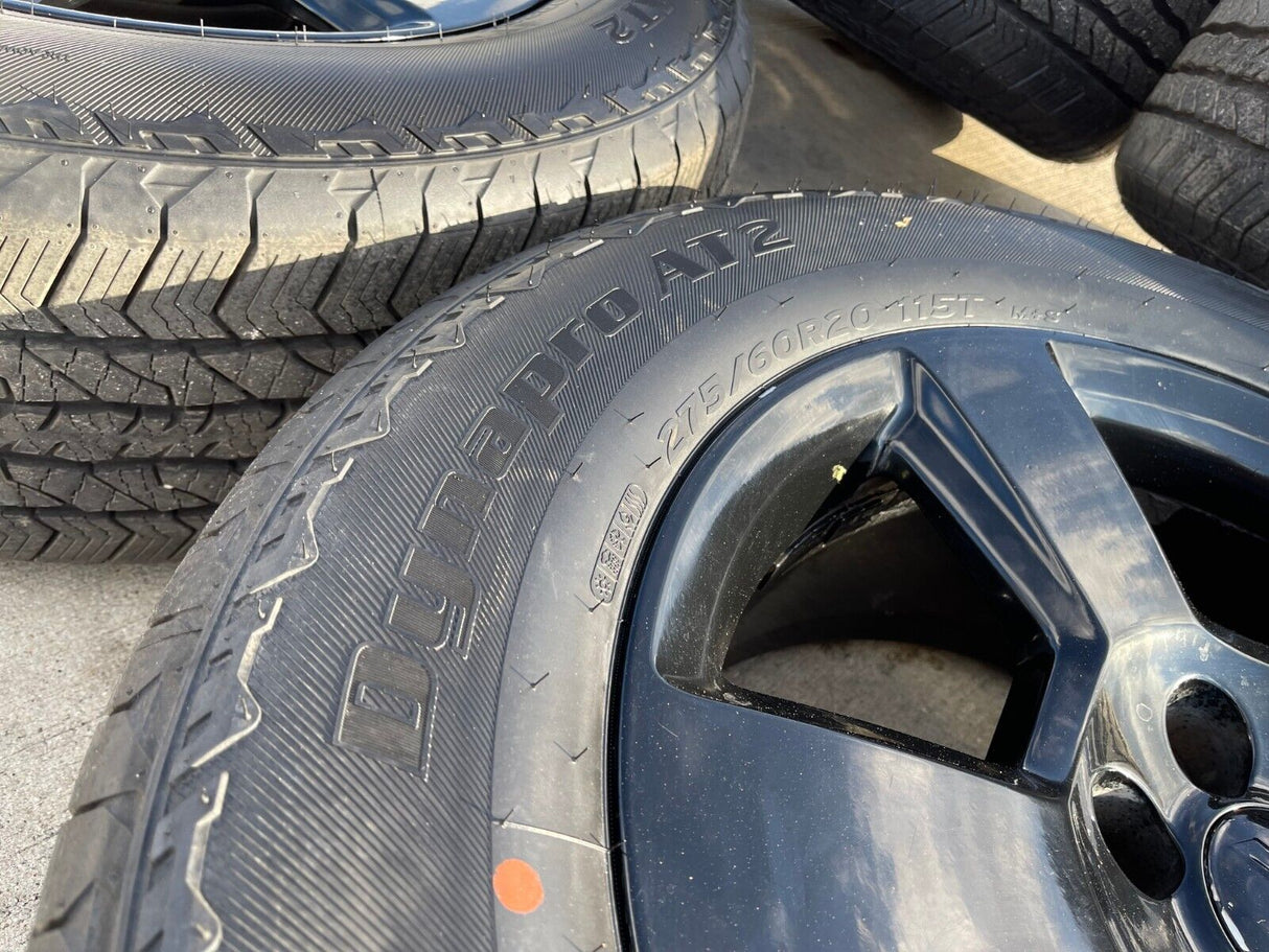 20" Chevy Silverado 1500 Tahoe Suburban OEM wheels rims 5652 tires GMC Texas Truck Tire
