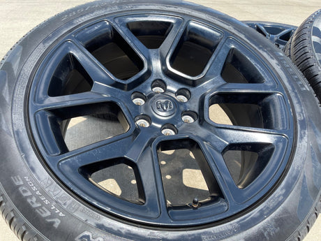 22" Dodge Ram 1500 OEM LIMITED Laramie wheels rims black 2725 2684 PIRELLI Texas Truck Tire