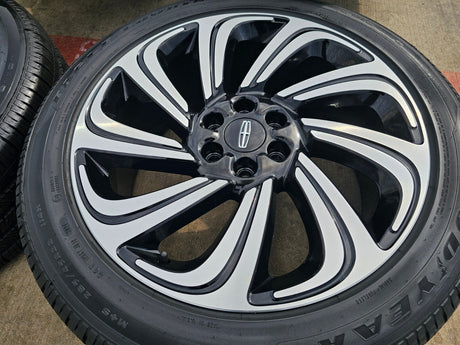 22" Lincoln Navigator OEM rims wheels 10497 Black Label 2023 2024 2025 2026 NEW Texas Truck Tire