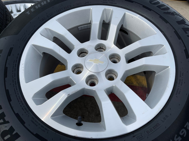 18" Chevy Silverado Suburban Tahoe OEM 5646 wheels rims Yukon Sierra GOODYEAR Texas Truck Tire