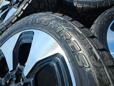 22" Ford F-150 Lightning LIMITED OEM rims wheels 10472 Expedition TOYO A/T Texas Truck Tire