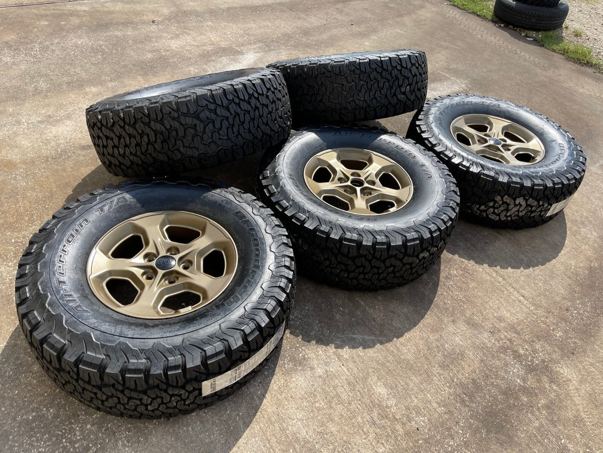 17" Jeep Gladiator RUBICON OEM wheels rims BRONZE Wrangler 9236 NEW 35" BFG Texas Truck Tire